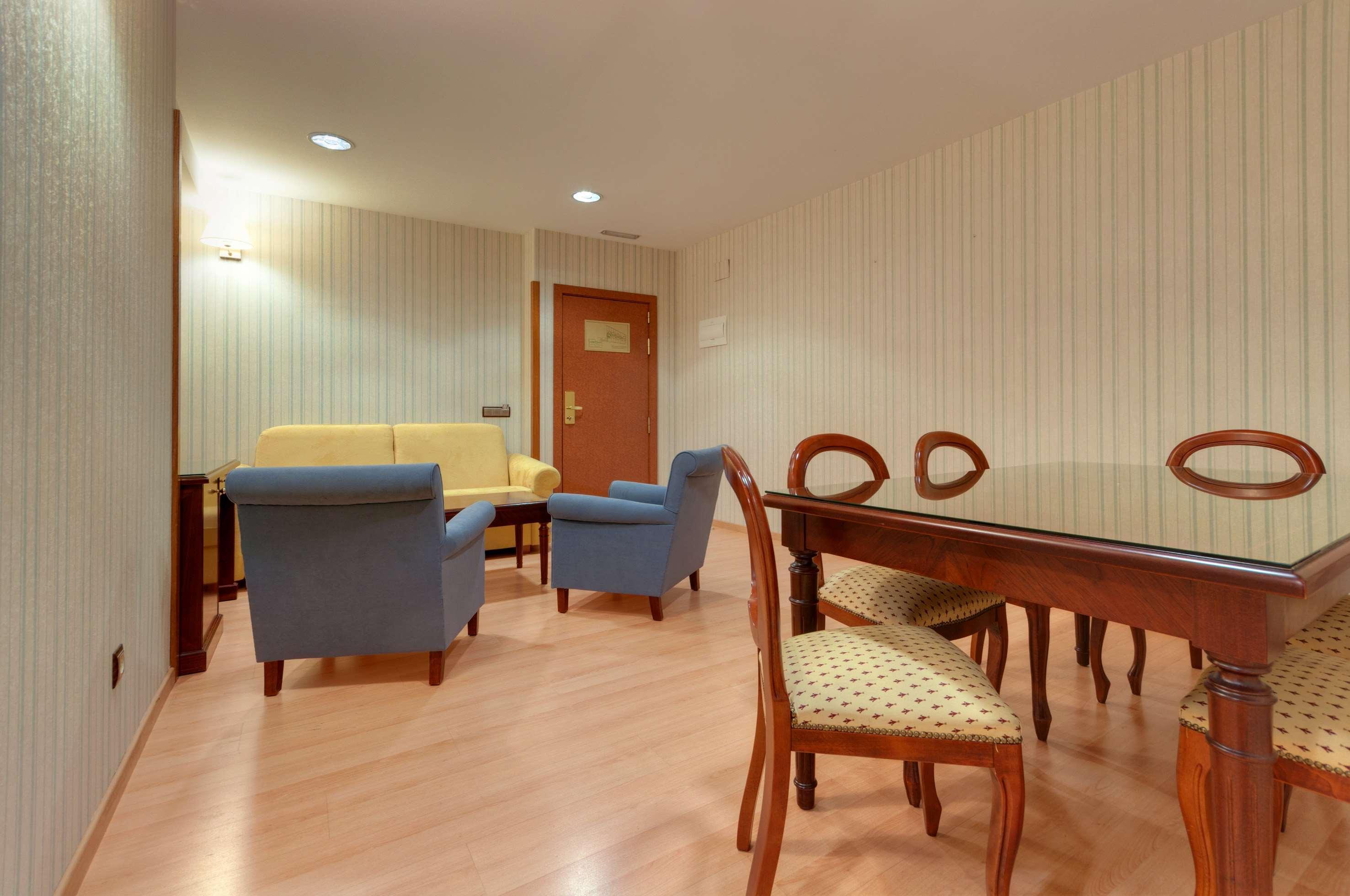 Hotel Madrid Leganes Affiliated By Melia Room photo
