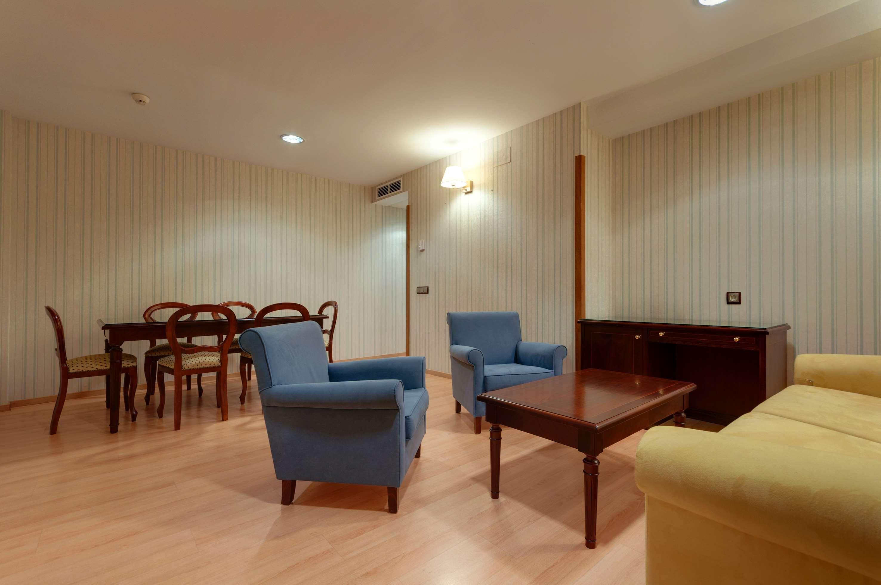 Hotel Madrid Leganes Affiliated By Melia Room photo